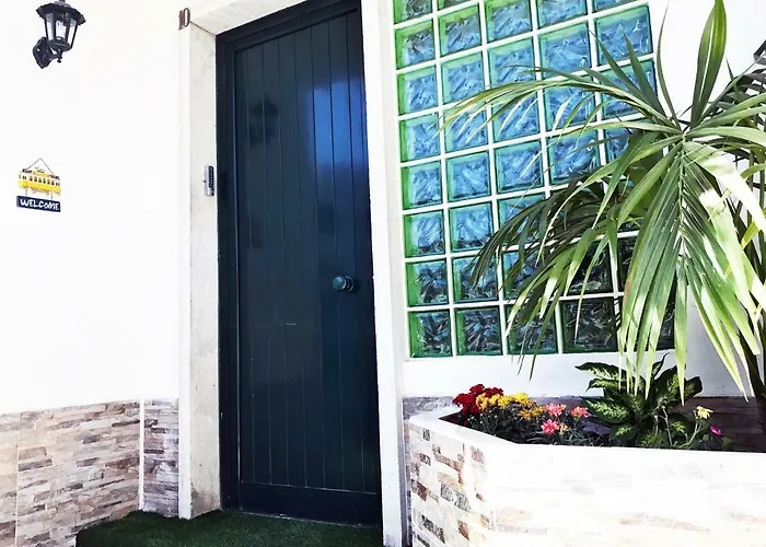 Pensión Bing Garden 3*